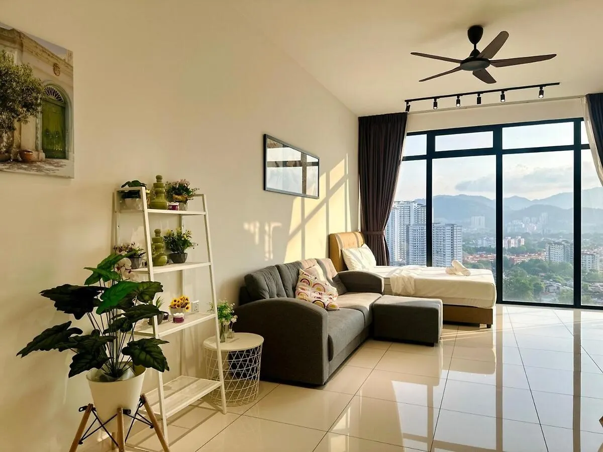 Elegant 2Br Luxury Suite In Haaven George Town Malesia